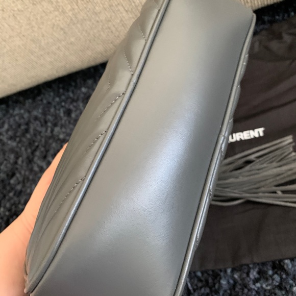 Saint Laurent monogram Lou camera bag - Picture 4 of 9